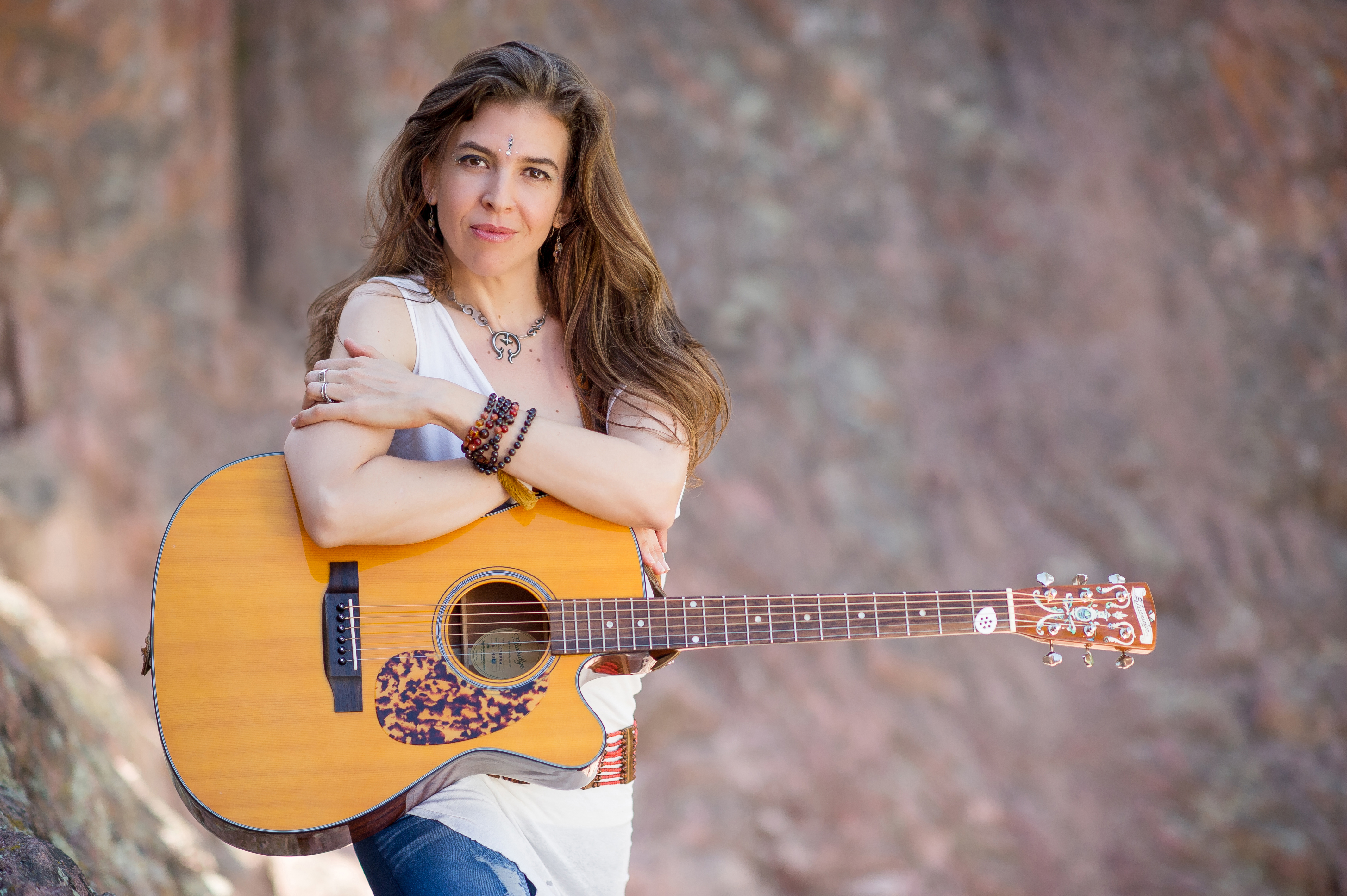 Interview with Conscious Musician and Bhakti Yogi Katie Wise Katie Wise kirtan