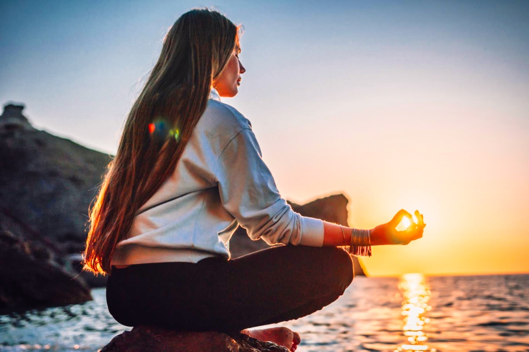 Vairagya—Four Steps to Attain Freedom in Yoga Vairagya practice