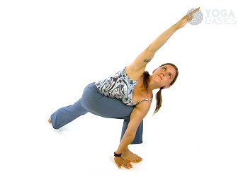 Parivrtta Parsvakonasana • Revolved Side Angle